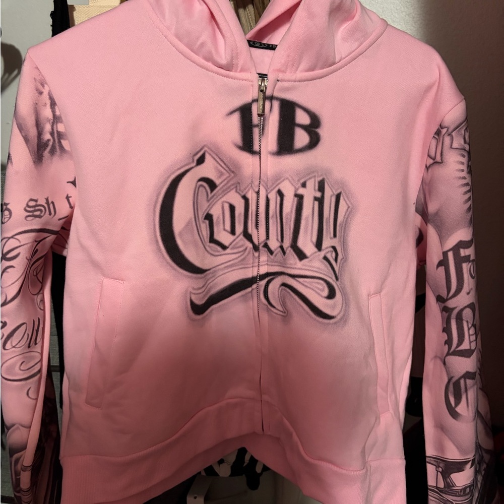Pink Graphic Women's Crew Neck Sweater